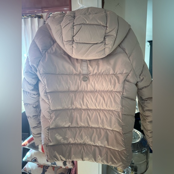 L.L. Bean Boundless Down Puffer Jacket II Women's Regular - Picture 5 of 9